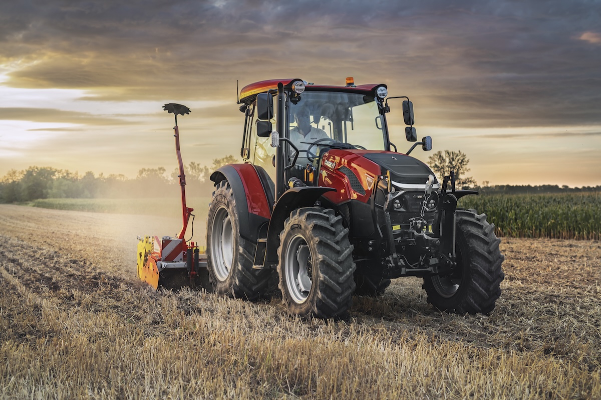 Massima visibilità di notte e di giorno per il nuovo modello Farmall A di Case IH